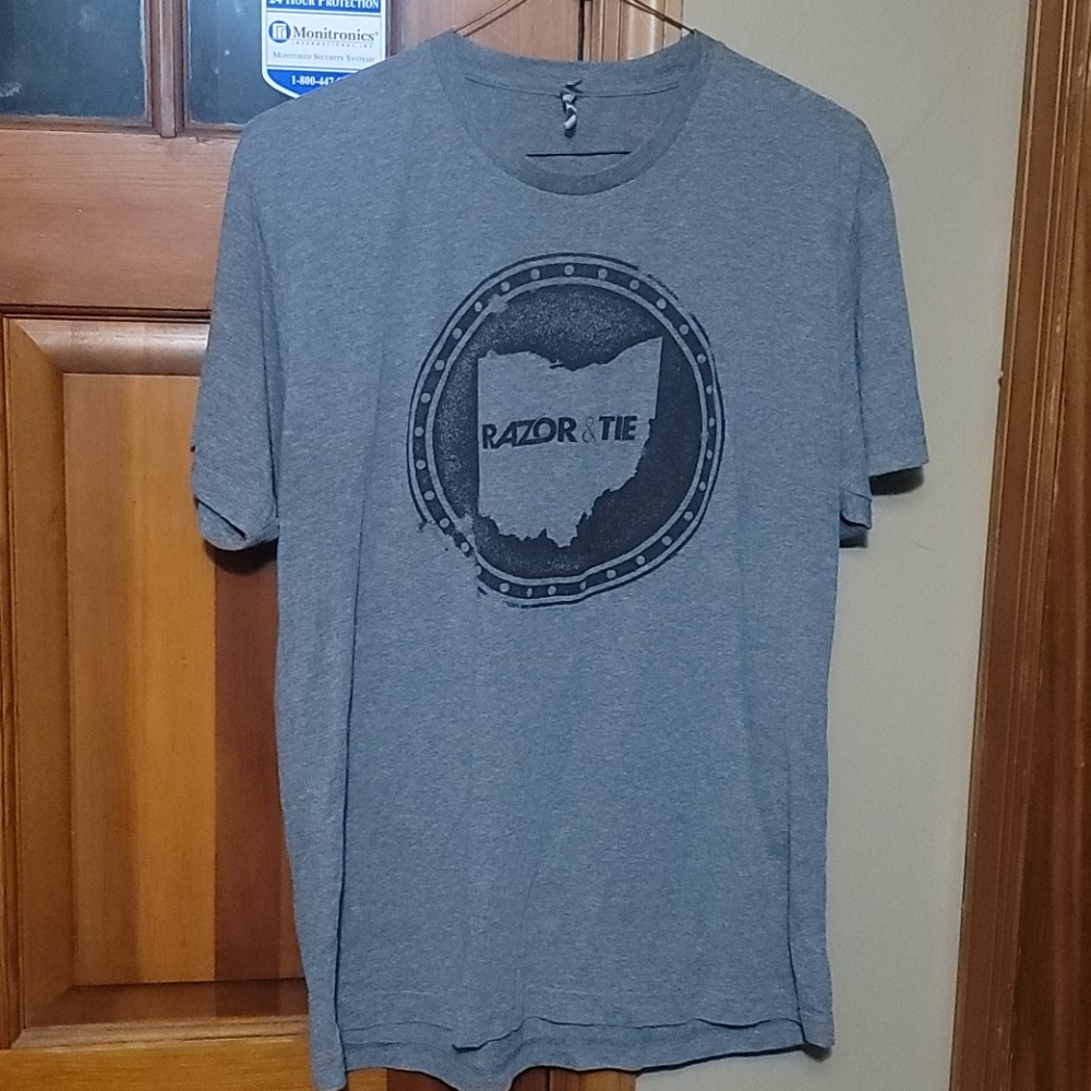 Gray Tee-shirt